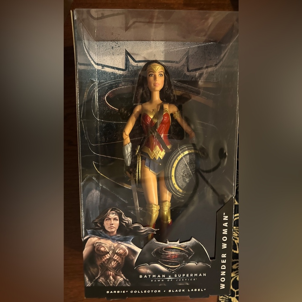 Barbie Collector Black Label Wonder Woman Batman V Superman Dawn Of Justice New